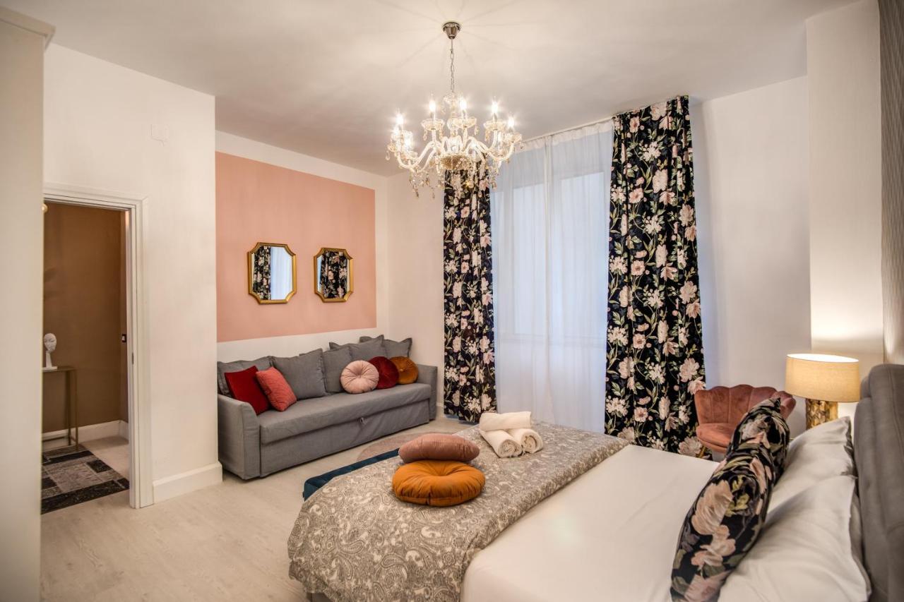 Aweshomeitaly - White Mirrors Apartment 比萨 外观 照片