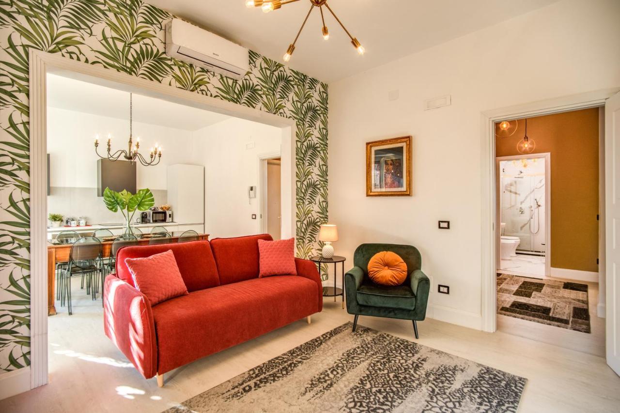 Aweshomeitaly - White Mirrors Apartment 比萨 外观 照片
