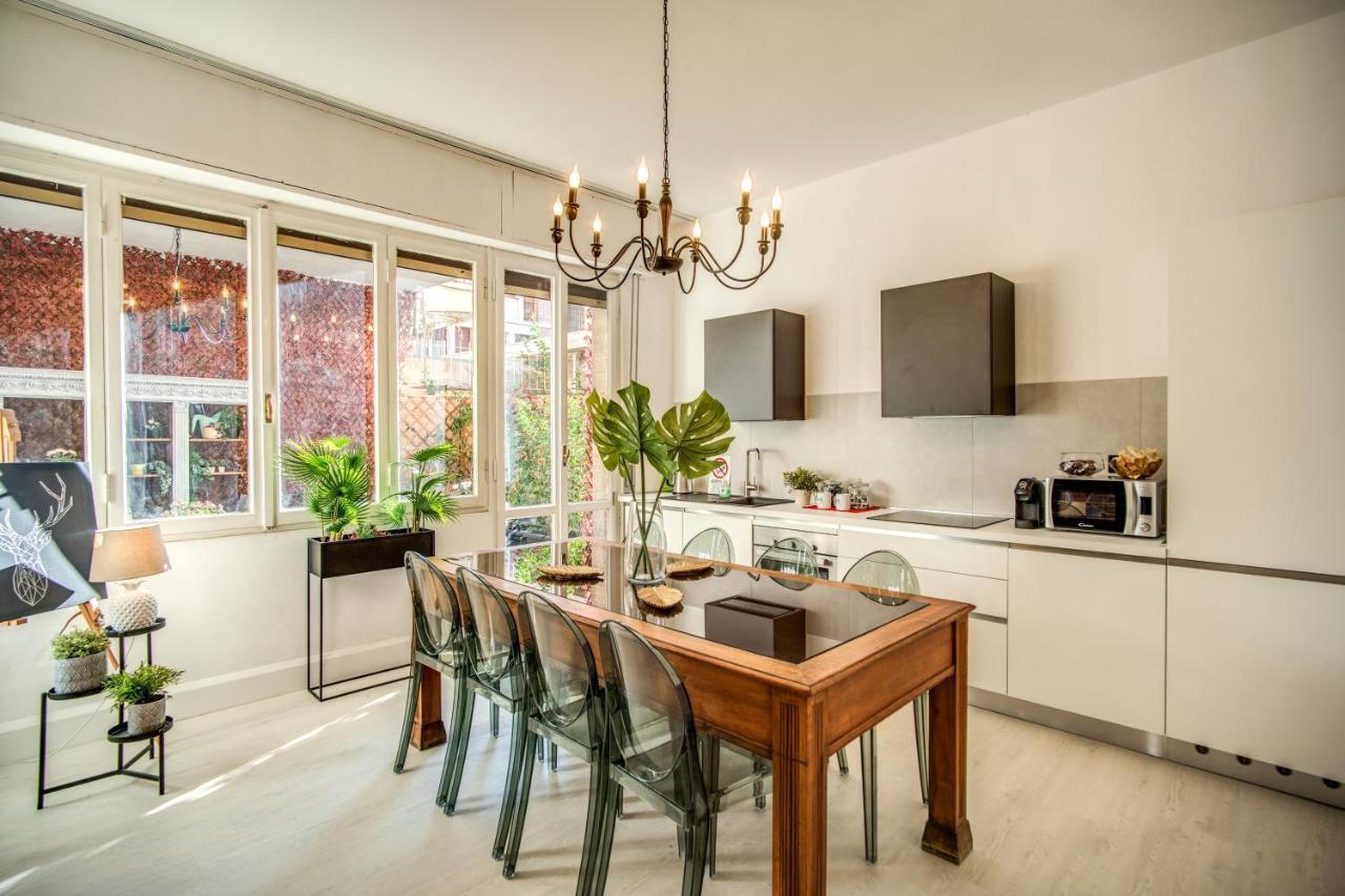 Aweshomeitaly - White Mirrors Apartment 比萨 外观 照片