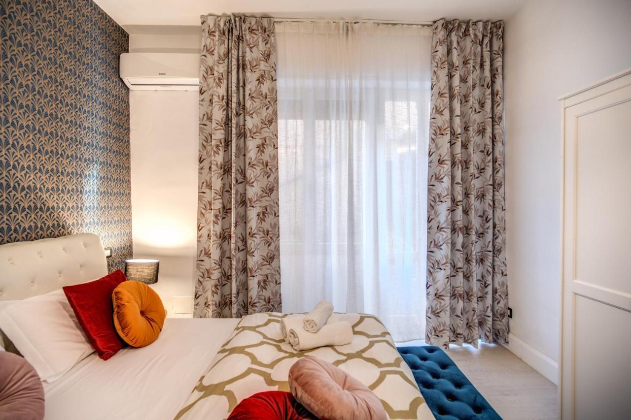 Aweshomeitaly - White Mirrors Apartment 比萨 外观 照片