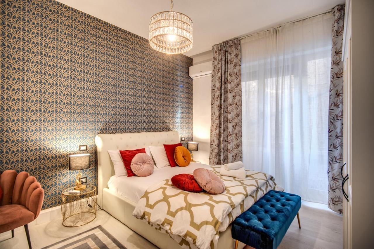 Aweshomeitaly - White Mirrors Apartment 比萨 外观 照片
