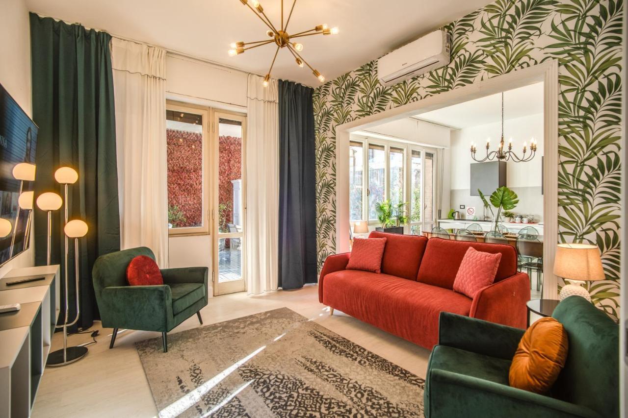 Aweshomeitaly - White Mirrors Apartment 比萨 外观 照片