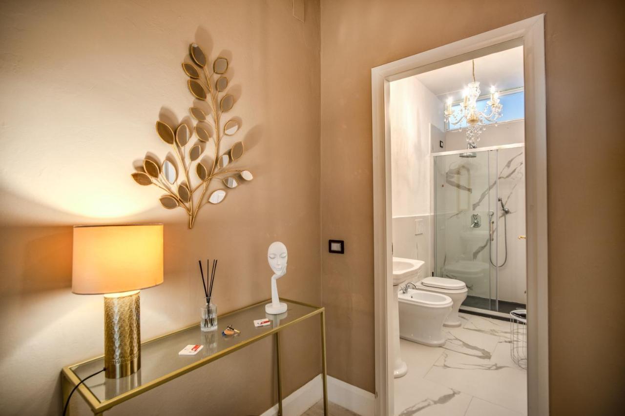 Aweshomeitaly - White Mirrors Apartment 比萨 外观 照片