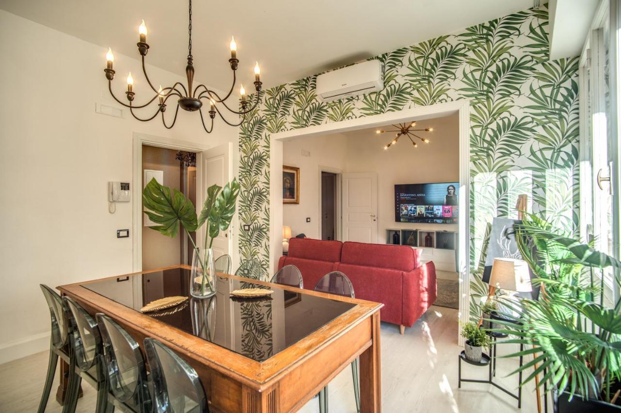 Aweshomeitaly - White Mirrors Apartment 比萨 外观 照片