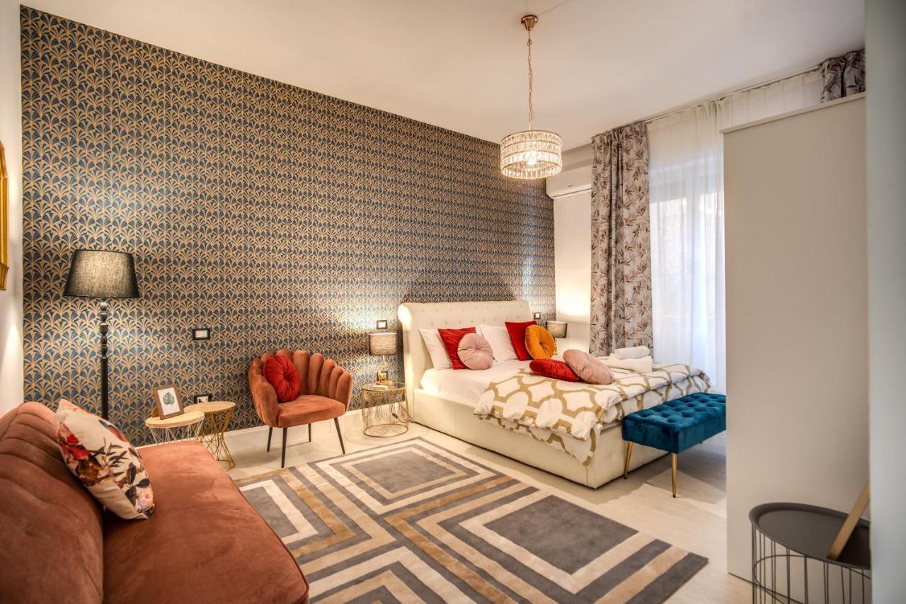Aweshomeitaly - White Mirrors Apartment 比萨 外观 照片